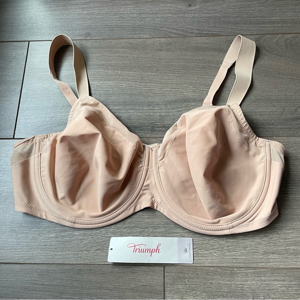 Triumph 40DD nude bra